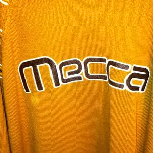 Vantage Mecca Sweater